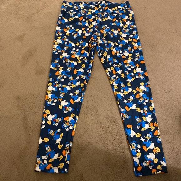 LULAROE TALL & CURVY DONALD DUCK LEGGINGS - Picture 7 of 9